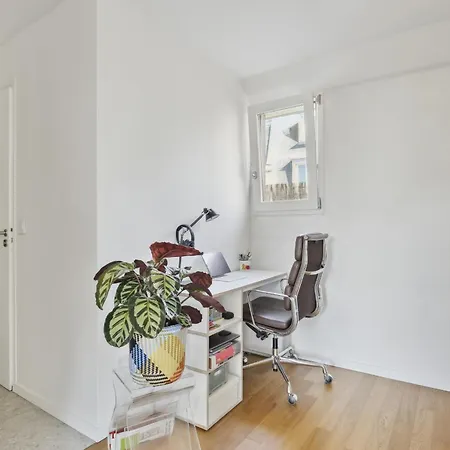 2 Floor With Terraces - Metro Guy Moquet